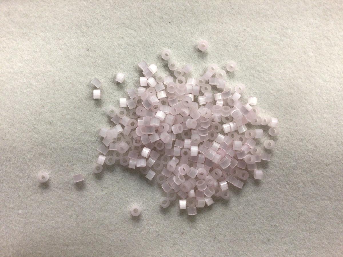 2.5mm Size 15/0 24g tube Cylindica Seed Beads Pale Pink