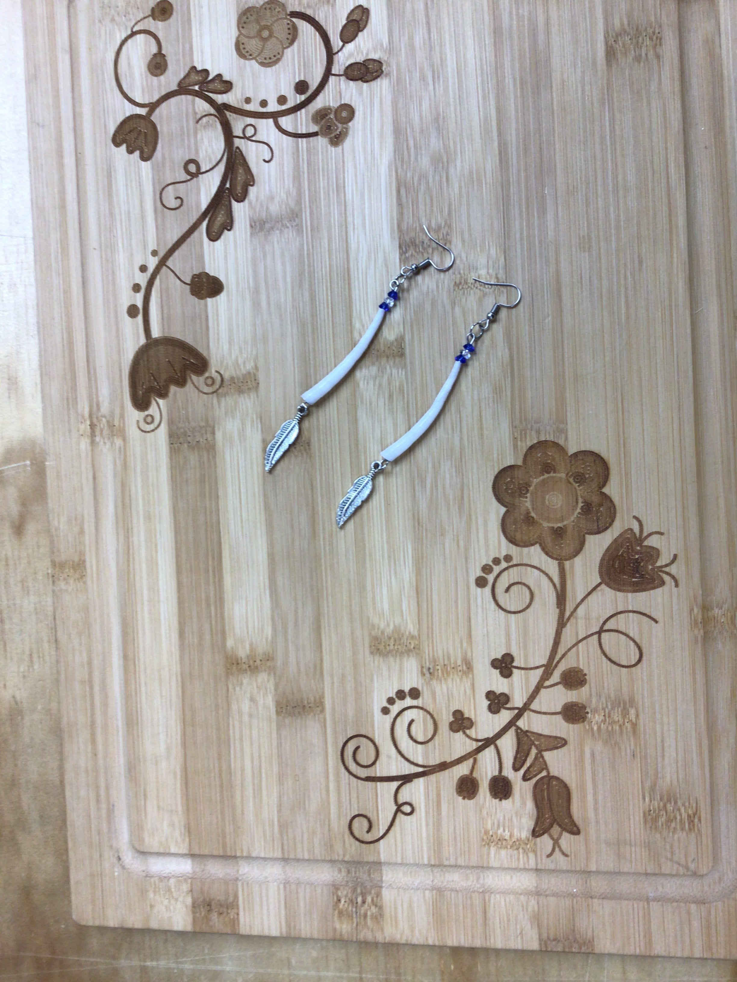 Mikeys Dentalium Drops (Blue-Silver)