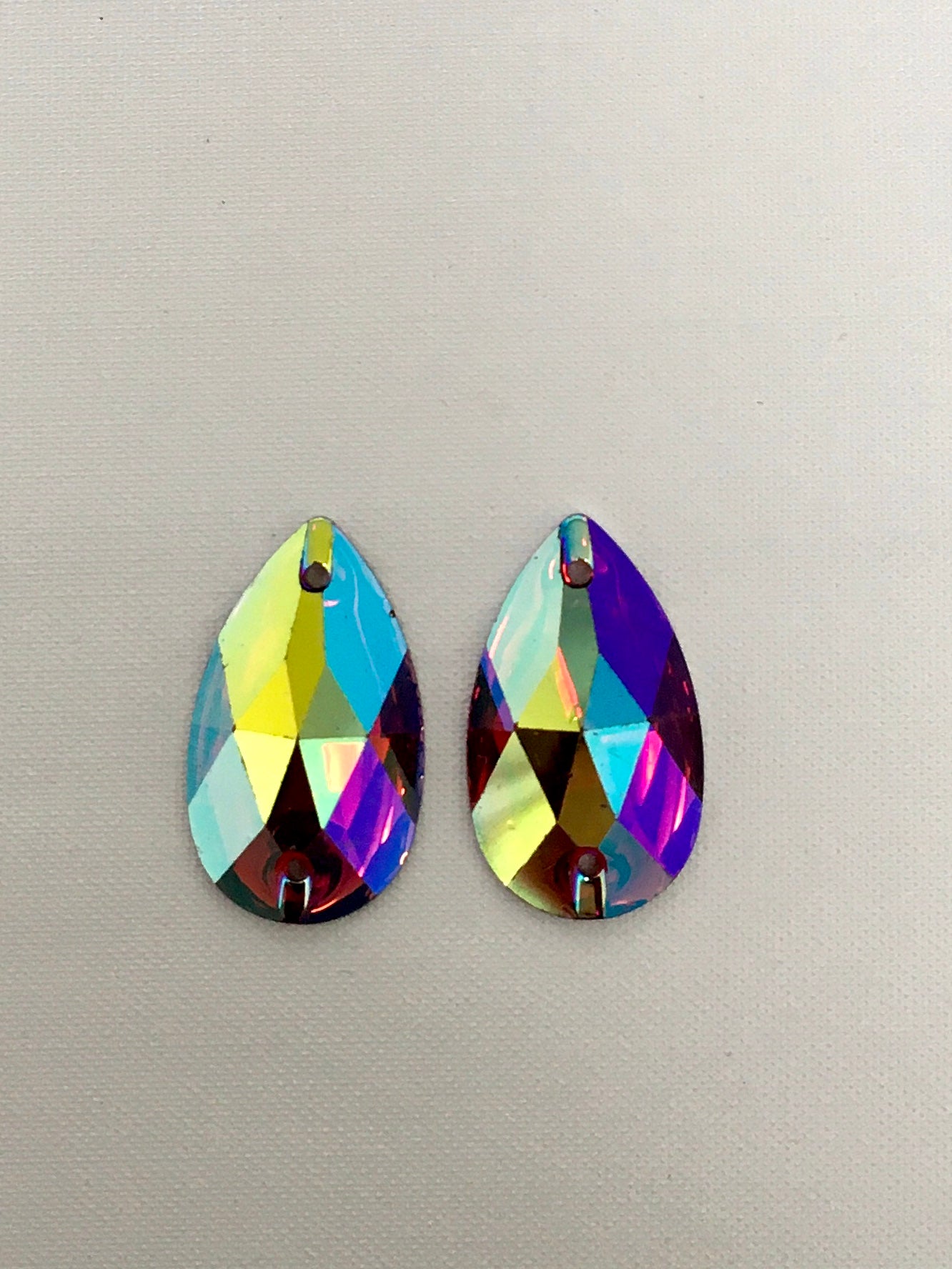 Rhinestone Earring Center Pair