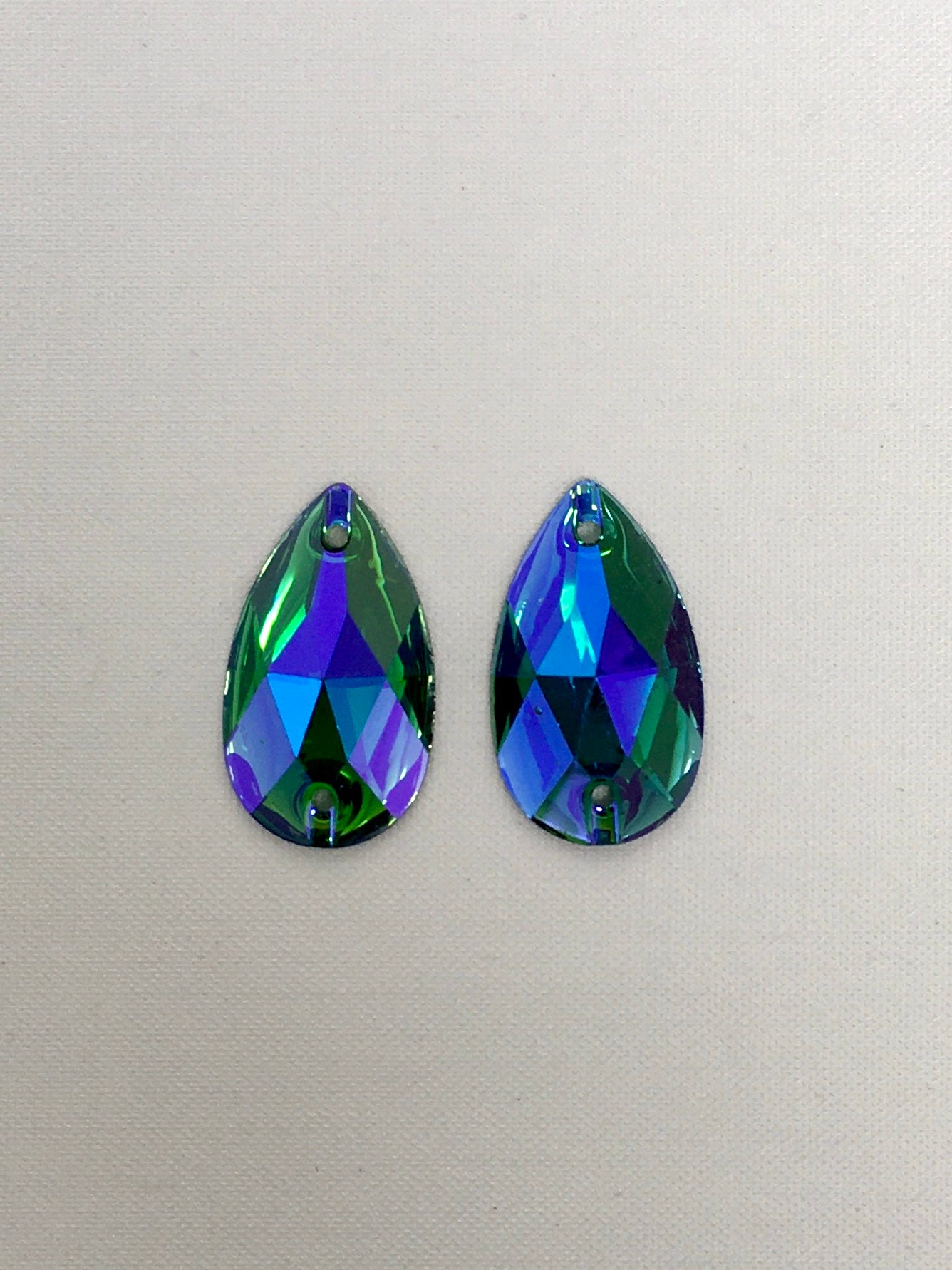 Rhinestone Earring Center Pair